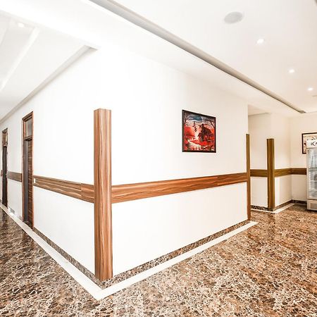 Hotel Woodcrest Zirakpur - Best Family Hotel By - A Unit Of Sidham Group エクステリア 写真