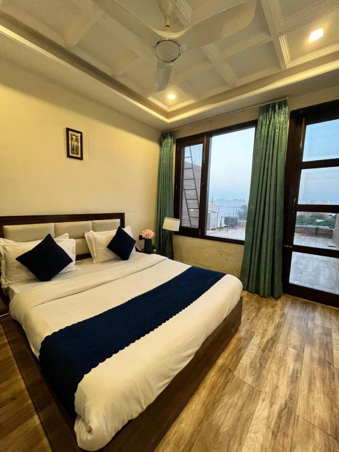 Hotel Woodcrest Zirakpur - Best Family Hotel By - A Unit Of Sidham Group エクステリア 写真